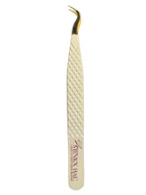 Strong Curve Volume Silver Tip Tweezer